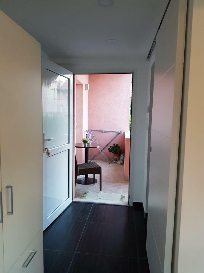 Apartman Elana Sibenik Exterior photo